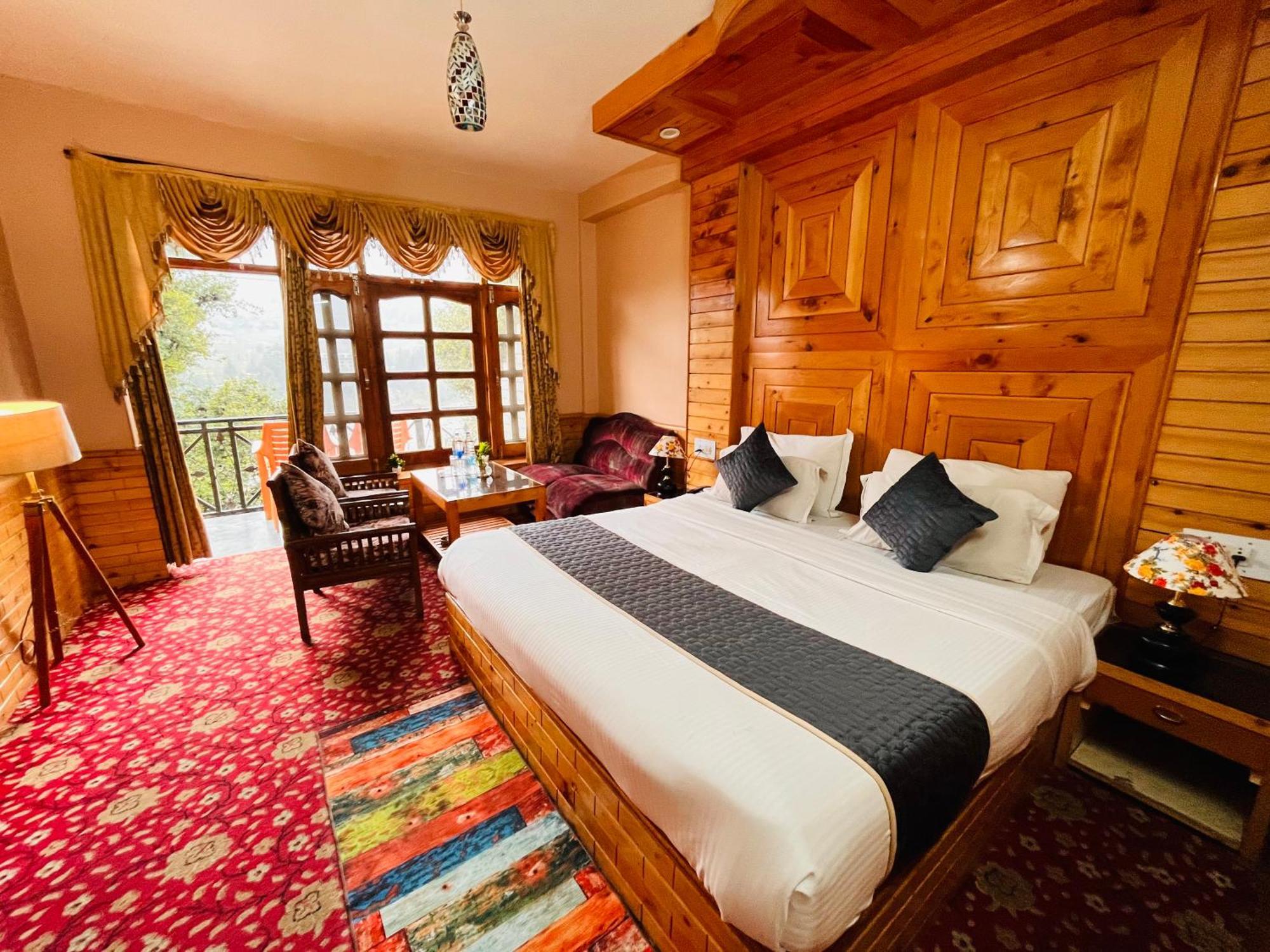 Hotel Hollywood Manali - Scenic River & Mountain View With Premium Rooms Exteriör bild