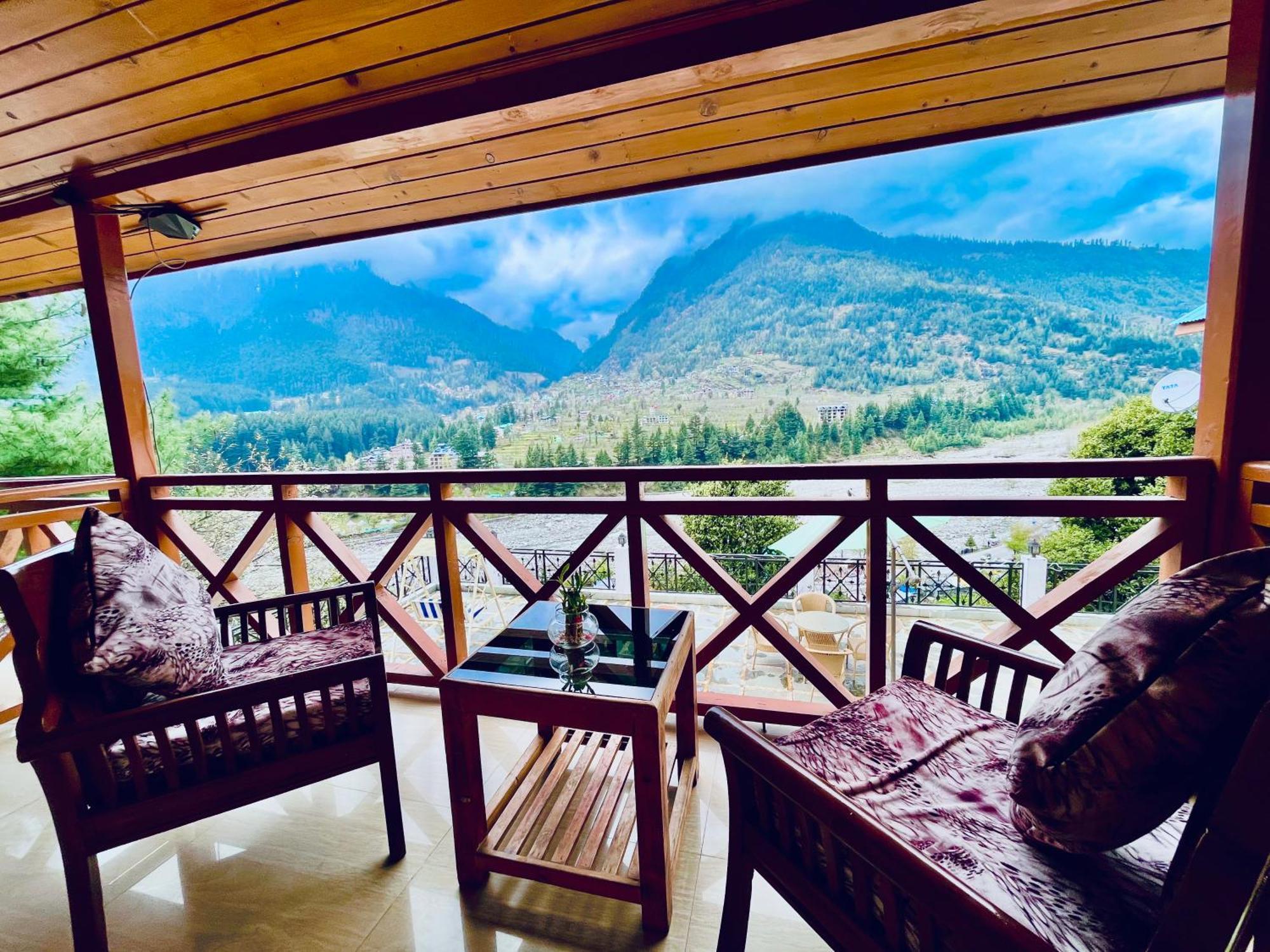 Hotel Hollywood Manali - Scenic River & Mountain View With Premium Rooms Exteriör bild